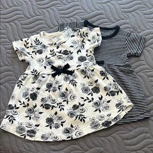 🖤🖤 Bundle of 100% Organic Cotton fFloral/Striped Dresses